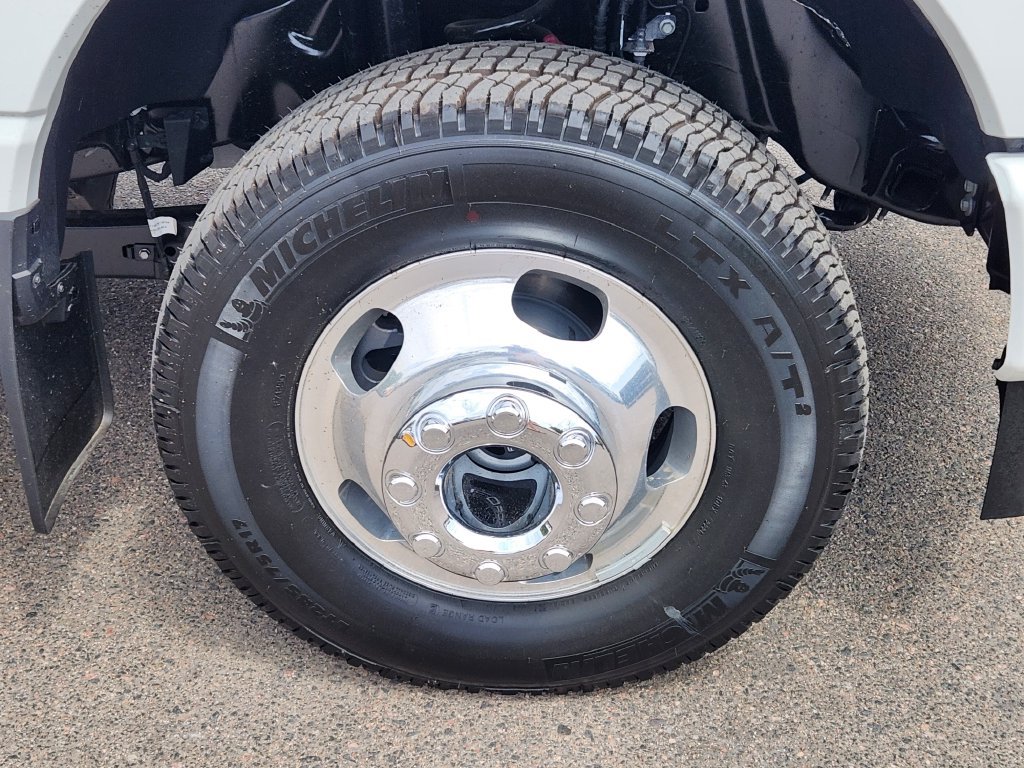 New 2026 Ford F350 Platinum AWD/4WD image 10