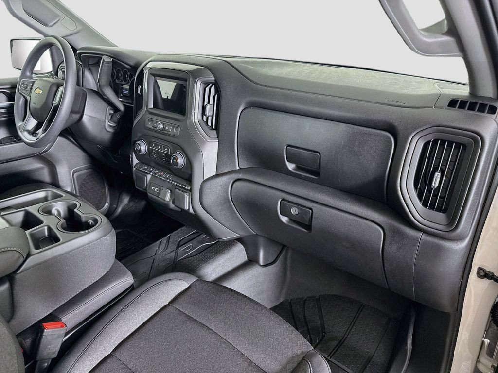 New 2026 Chevrolet Silverado 1500 Custom w/ Turbomax Blackout Package AWD/4WD image 26