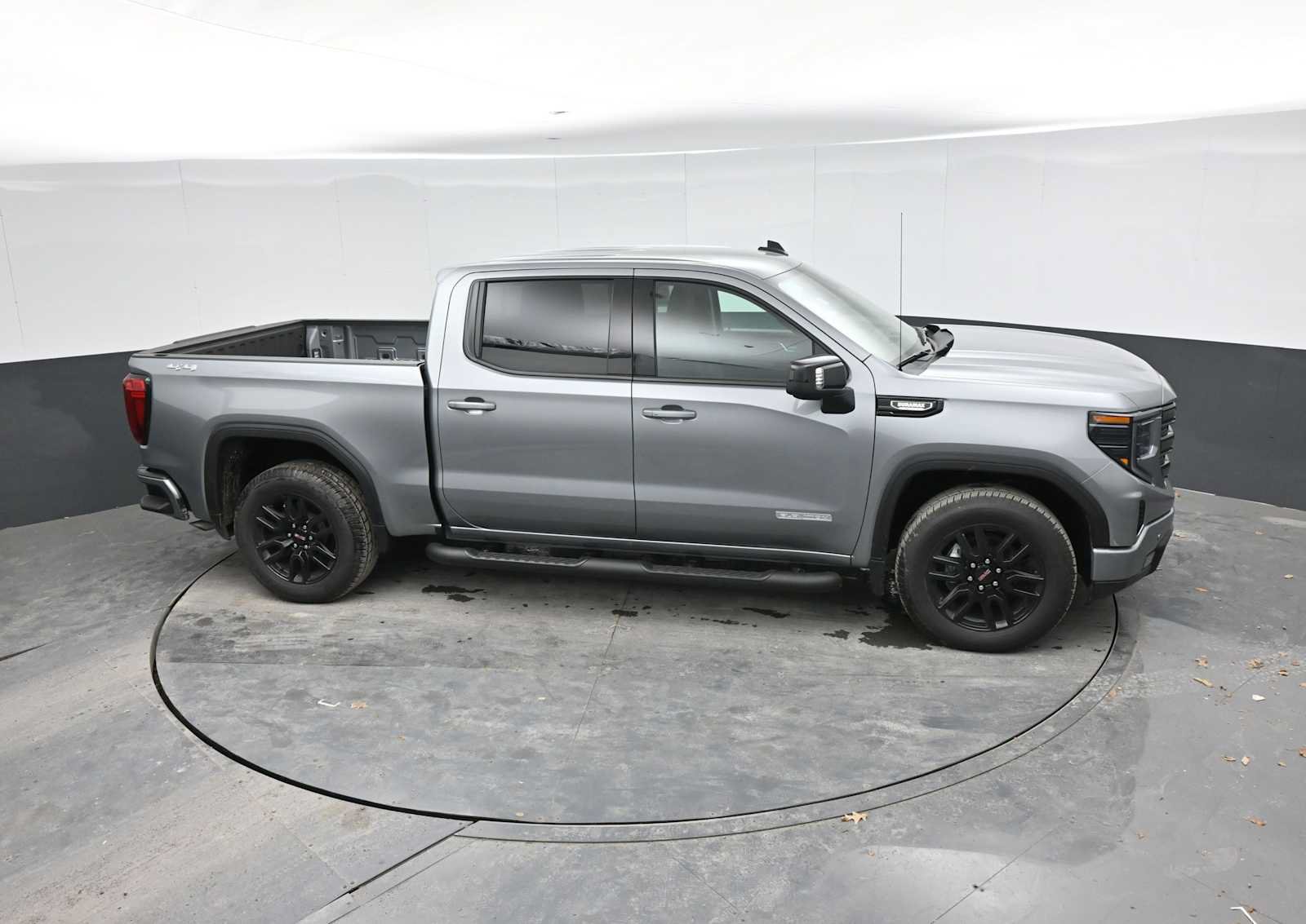 New 2026 GMC Sierra 1500 Elevation w/ Preferred Package AWD/4WD image 34