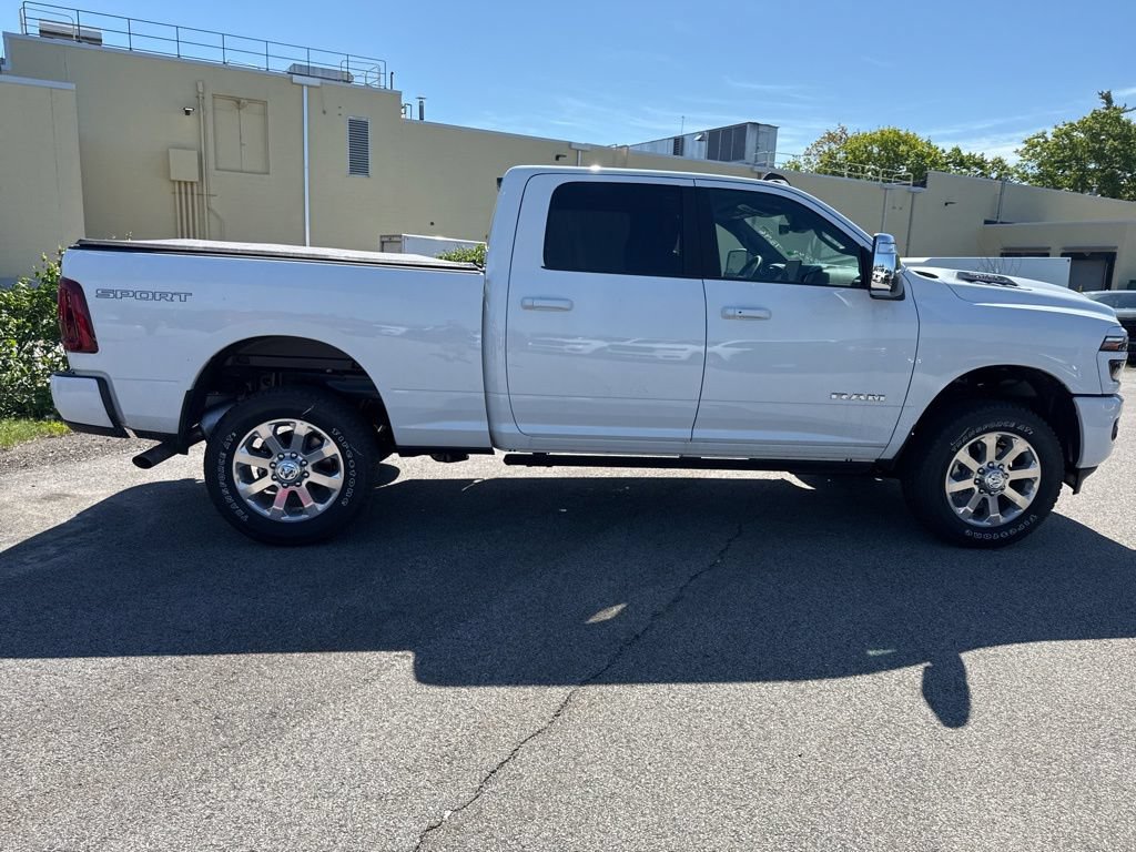 New 2026 RAM 2500 Laramie AWD/4WD image 6