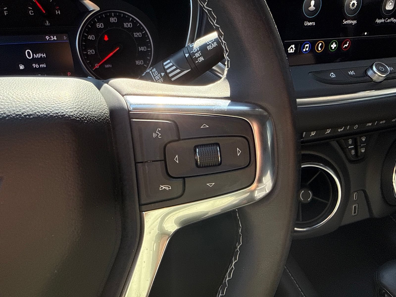 Used 2025 Chevrolet Blazer LT AWD/4WD image 32