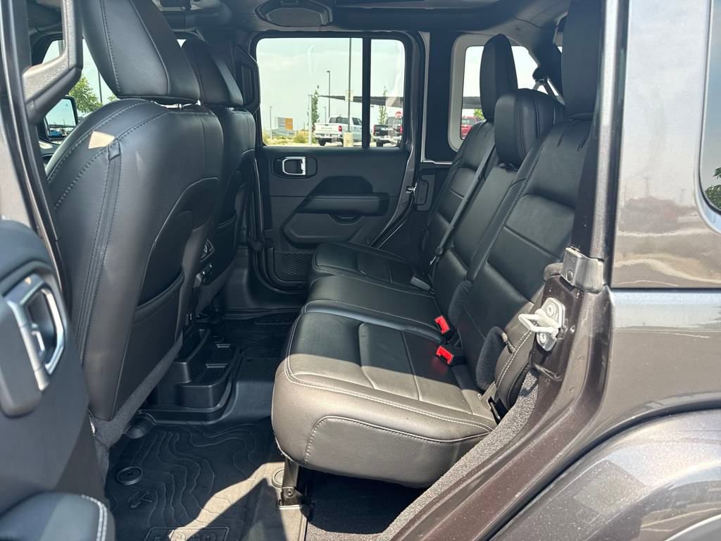 Used 2019 Jeep Wrangler Unlimited Sahara w/ Quick Order Package 24M Moab image 33