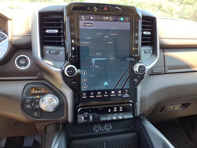 New 2026 RAM 1500 Laramie AWD/4WD image 14