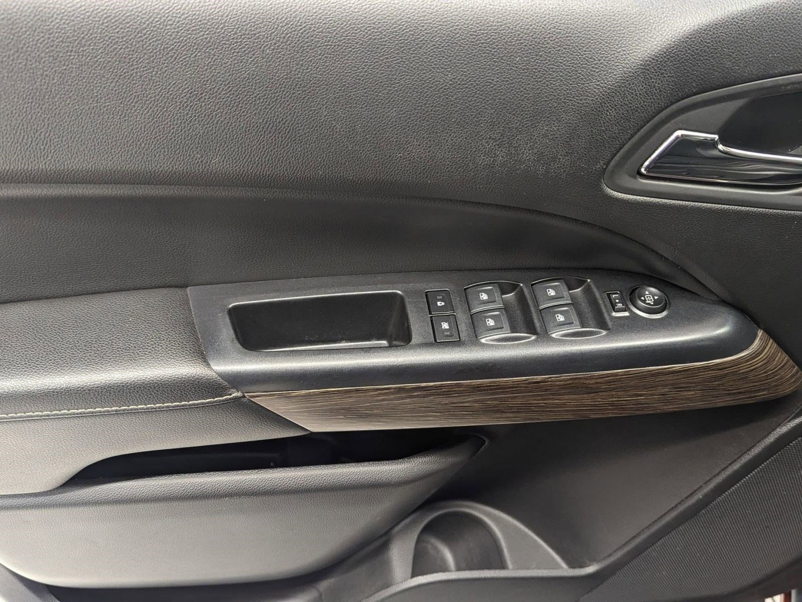 Used 2020 GMC Canyon Denali image 10