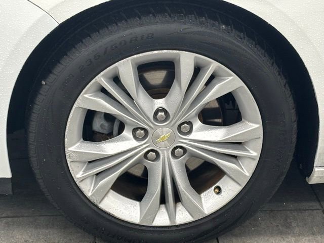 Used 2015 Chevrolet Impala LT w/ Convenience Package FWD image 6