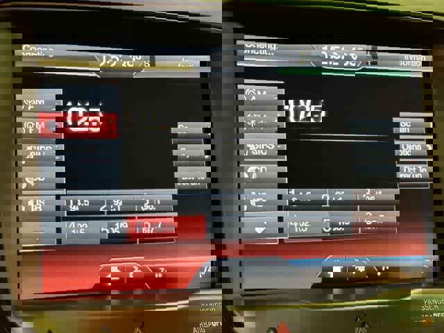 Used 2015 Ford Explorer XLT w/ Equipment Group 201B image 10