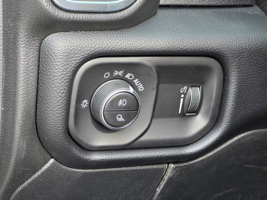 New 2026 RAM 3500 Big Horn image 34