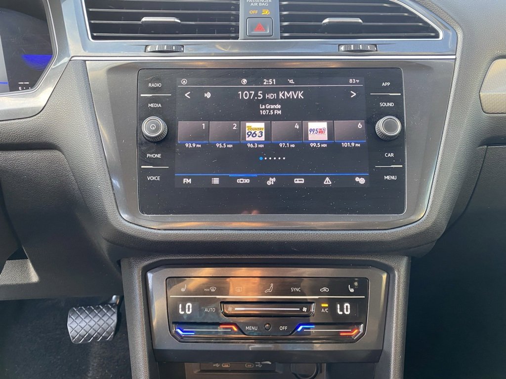 Used 2022 Volkswagen Tiguan SE image 18