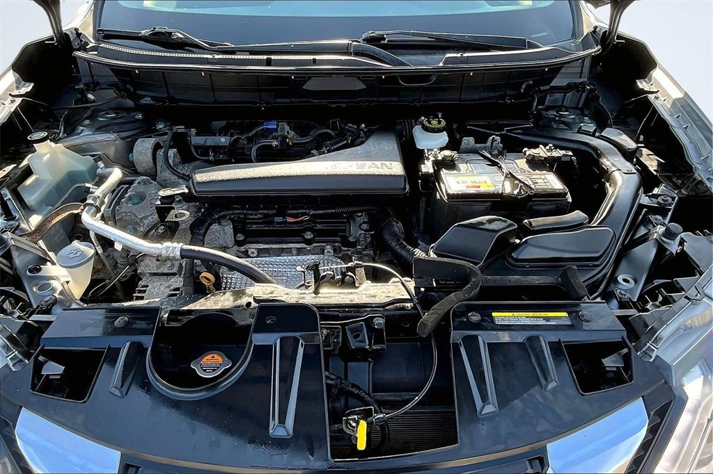 Used 2019 Nissan Rogue SV image 10