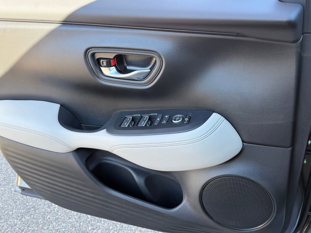 Certified 2026 Honda HR-V EX-L image 34