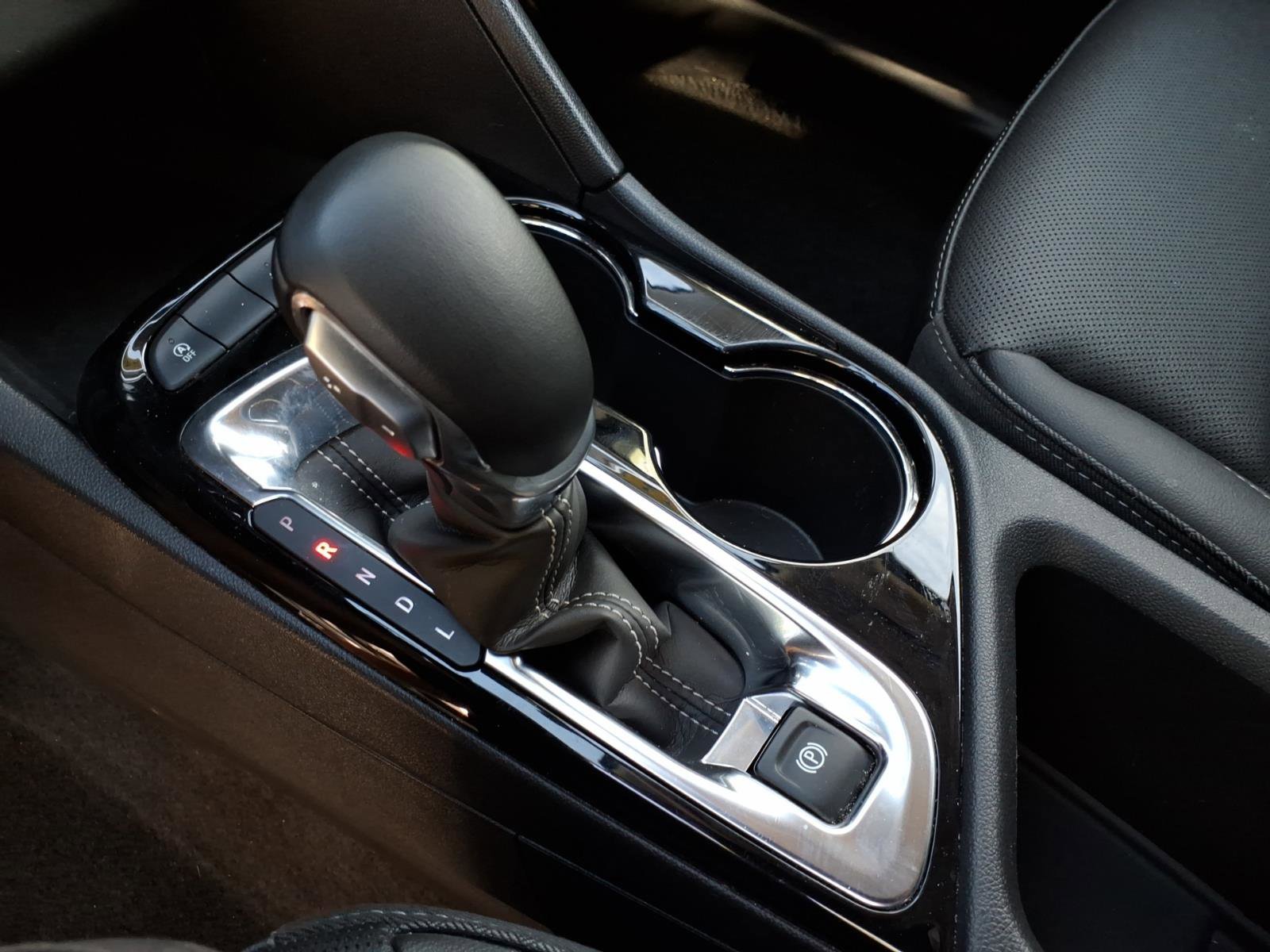 Used 2024 Buick Encore GX Sport Touring FWD image 22