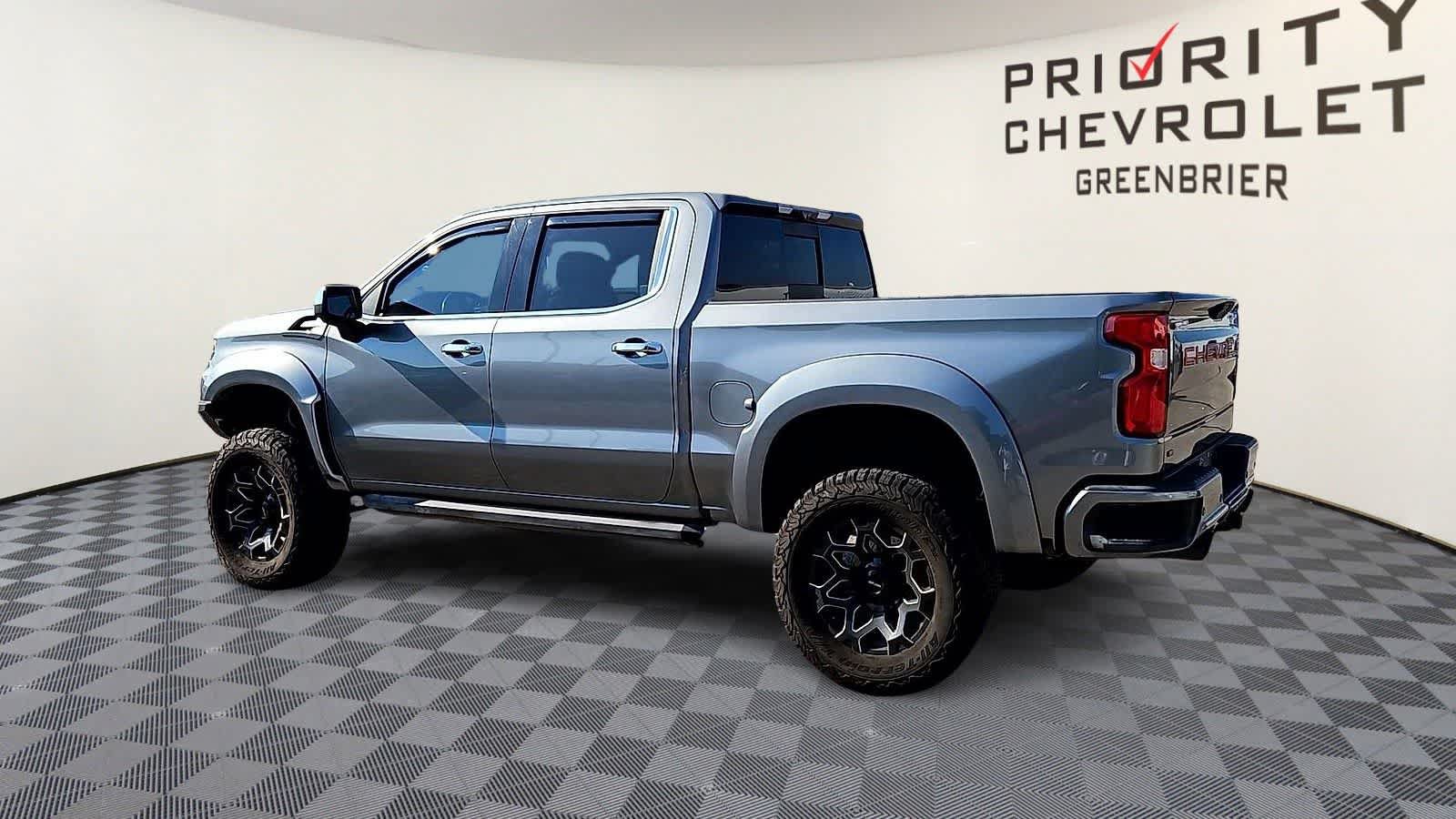 Used 2020 Chevrolet Silverado 1500 LTZ w/ LTZ Plus Package AWD/4WD image 6