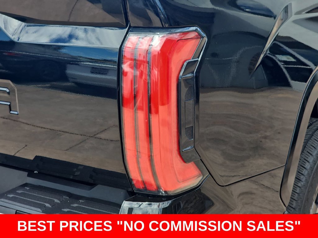 Used 2024 Toyota Tundra Platinum AWD/4WD image 38