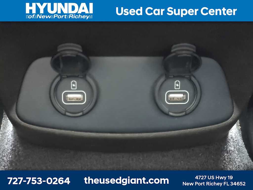 Used 2019 Hyundai Santa Fe SE FWD image 15