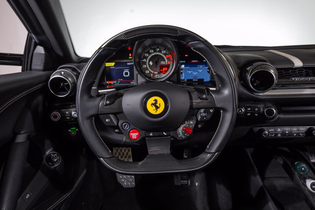 Used 2019 Ferrari 812 Superfast RWD image 6
