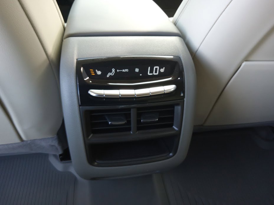 New 2026 Cadillac XT5 Premium Luxury w/ Driver Assist Package AWD/4WD image 23