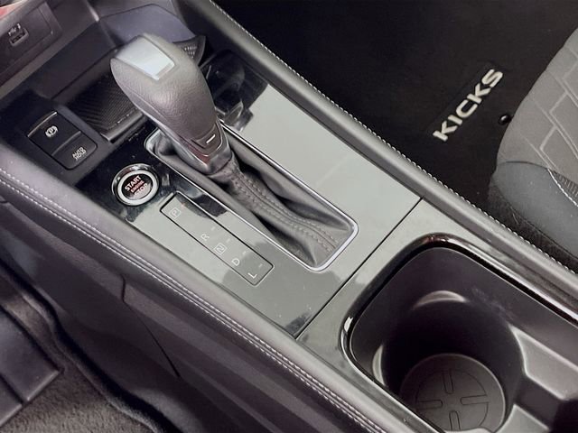 Used 2023 Nissan Kicks SV image 17