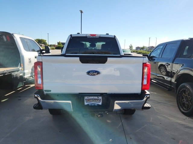Used 2024 Ford F250 XLT w/ FX4 Off-Road Package image 2