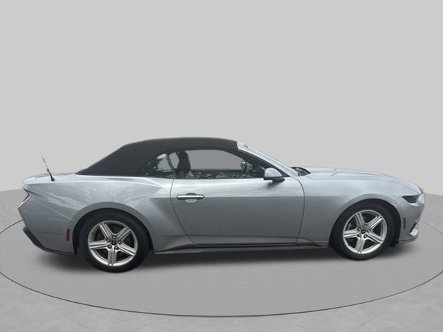 Used 2026 Ford Mustang Premium RWD image 5