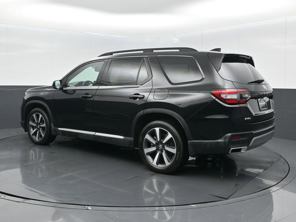 Used 2023 Honda Pilot Elite image 16