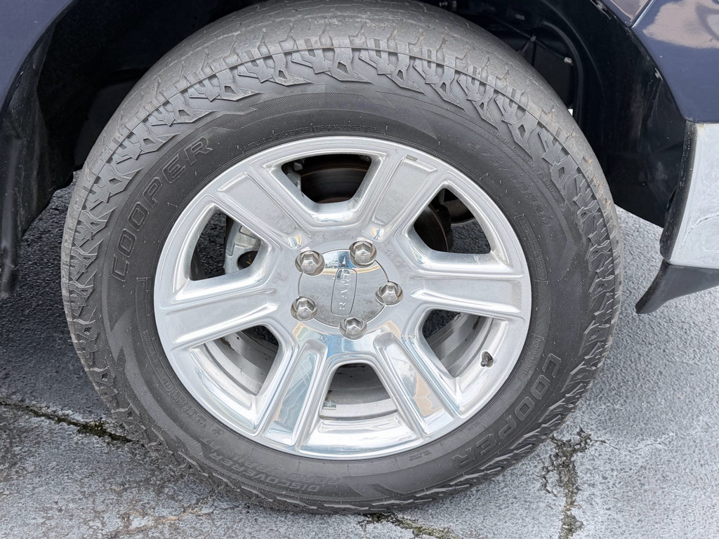 Used 2018 RAM 1500 Lone Star AWD/4WD image 36