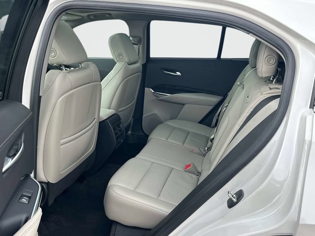 Certified 2023 Cadillac XT4 Premium Luxury w/ Enhanced Visibility Package AWD/4WD image 17
