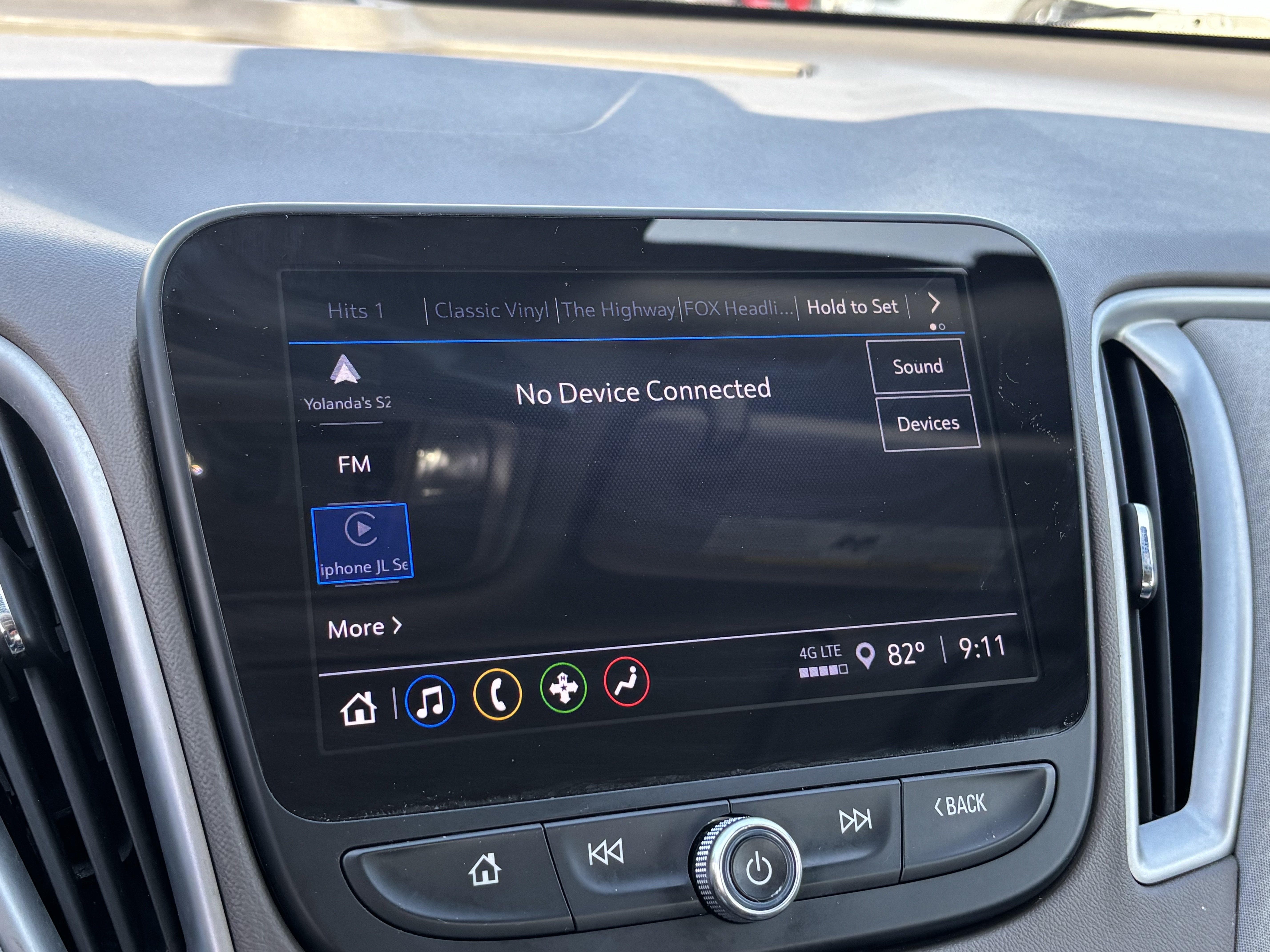 Used 2023 Chevrolet Malibu LT FWD image 18