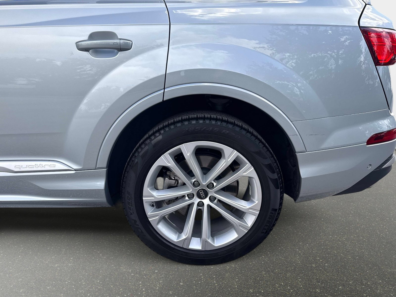 Certified 2025 Audi Q7 3.0T Premium Plus AWD/4WD image 10