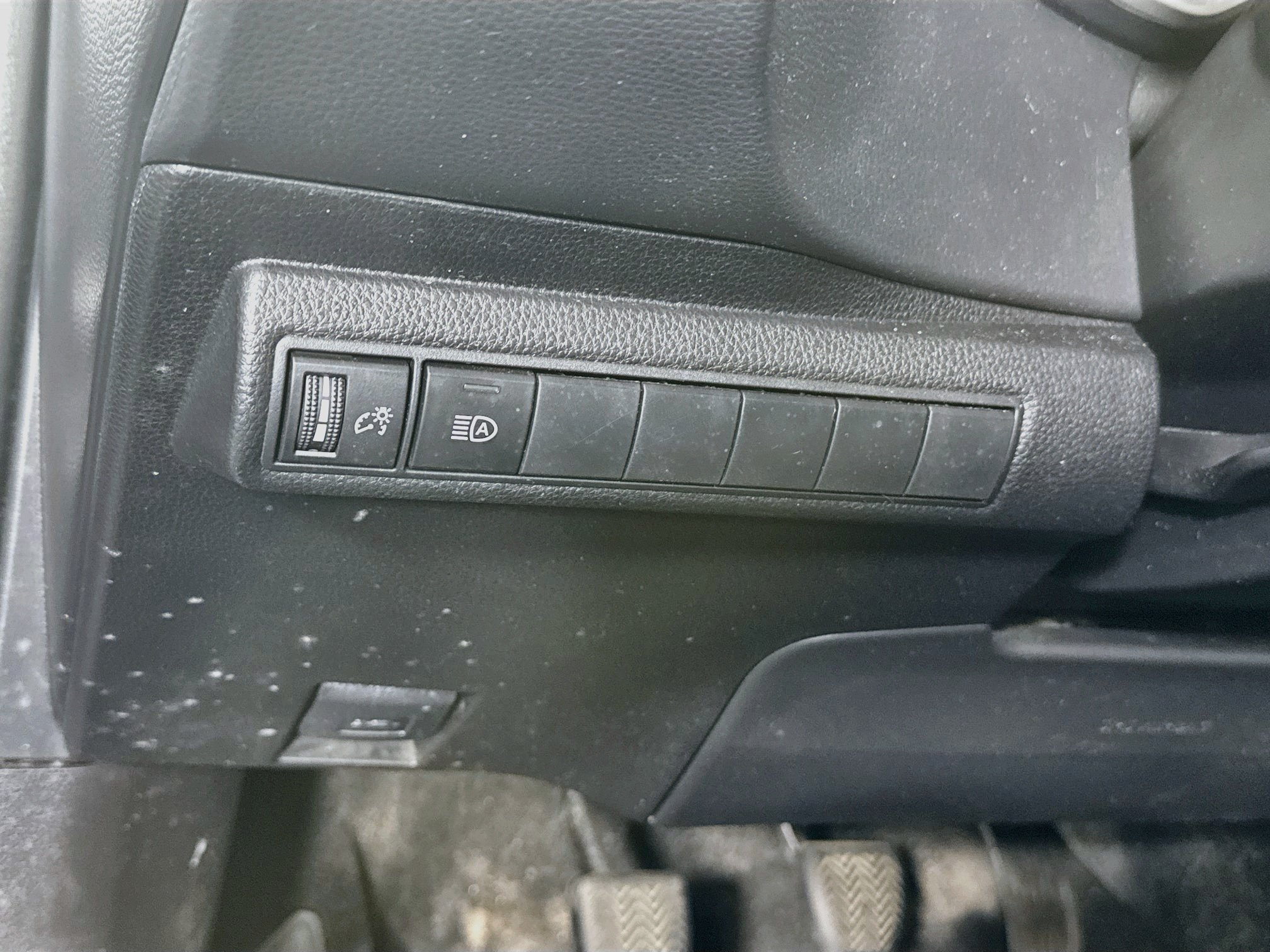 Certified 2022 Toyota Corolla SE FWD image 11