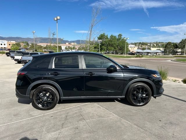 Used 2025 Honda HR-V Sport image 9