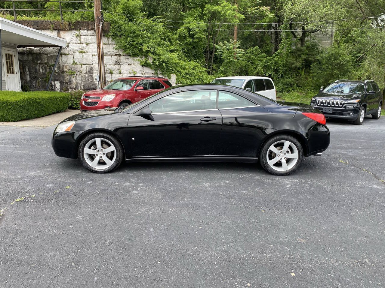 Used 2007 Pontiac G6 GT w/ Premium Package FWD image 10