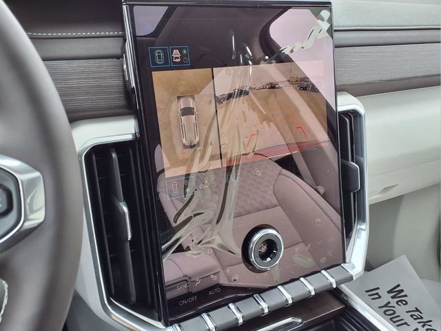 New 2026 GMC Acadia Denali w/ Super Cruise Package image 9