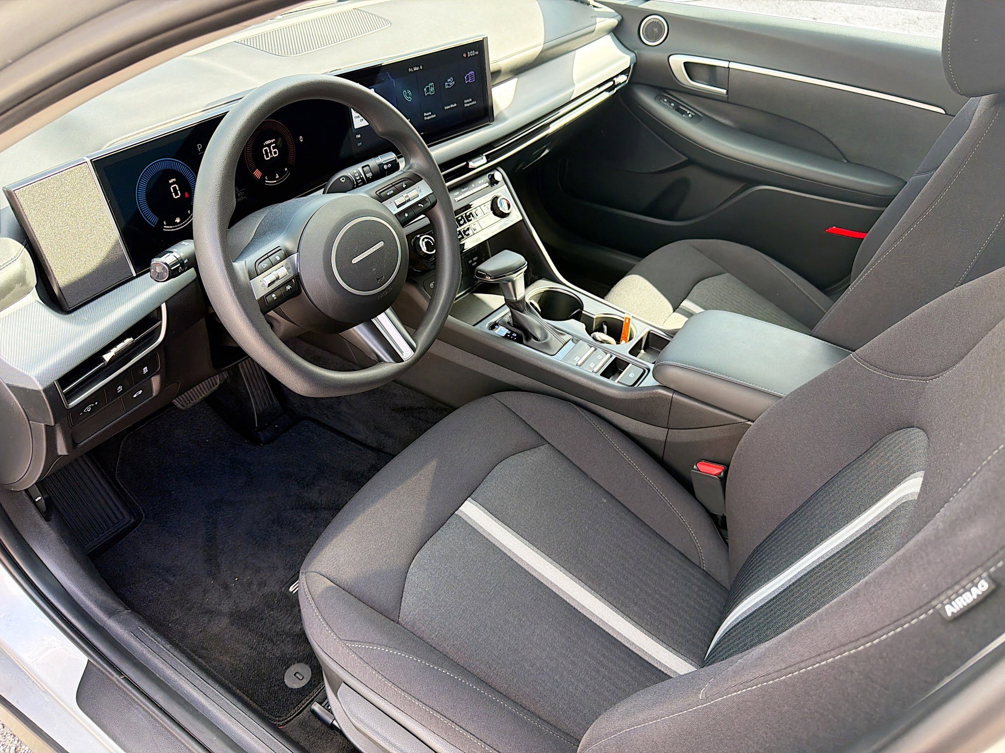 Used 2025 Hyundai Sonata SE image 23