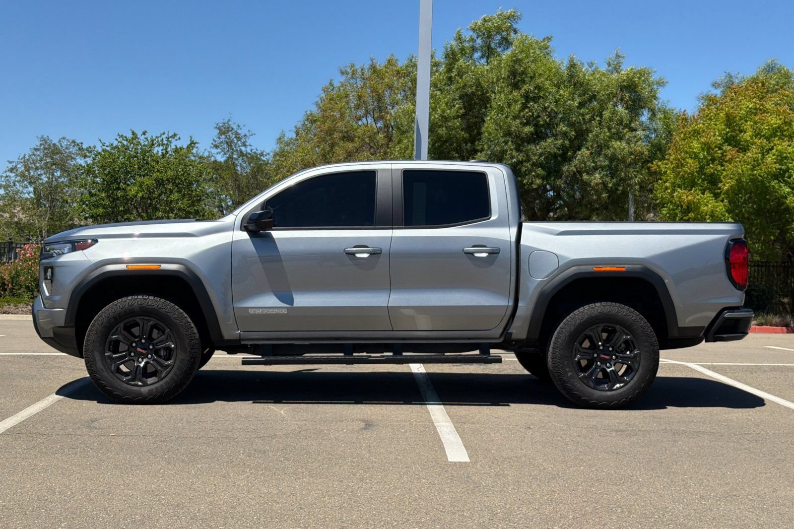 Used 2024 GMC Canyon Elevation w/ Elevation Premium Package RWD image 7