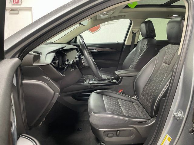 Used 2023 Buick Envision Avenir image 14