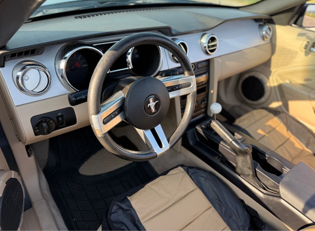 Used 2006 Ford Mustang GT RWD image 13