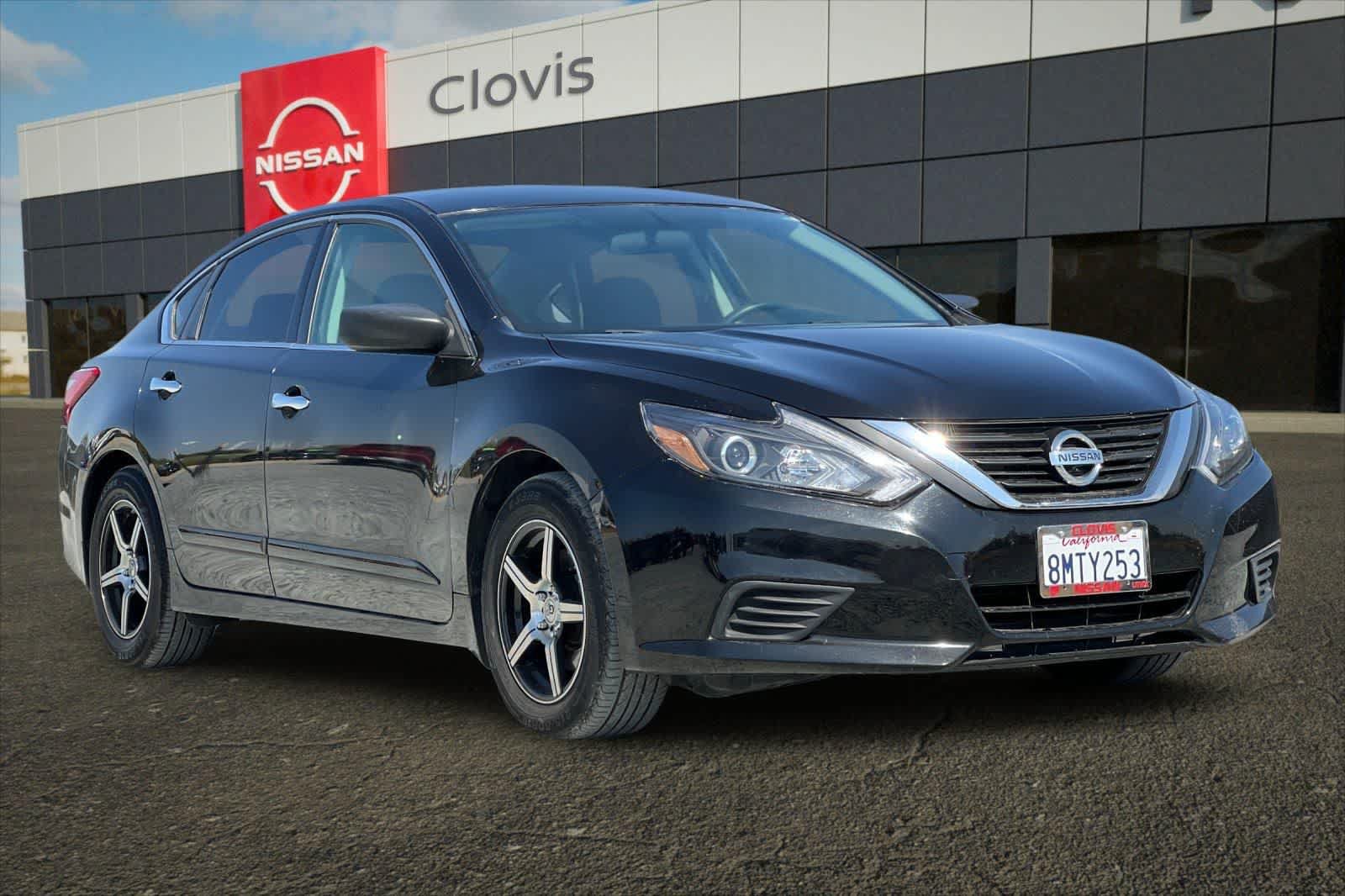 Used 2017 Nissan Altima 2.5 S w/ Power Driver Seat Package FWD image 10