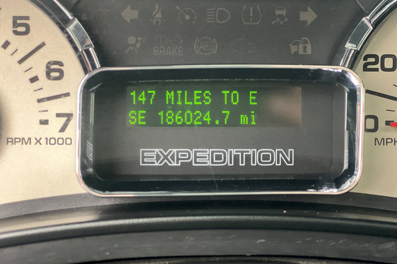 Used 2011 Ford Expedition EL Limited w/ 301A Rapid Spec Order Code image 25