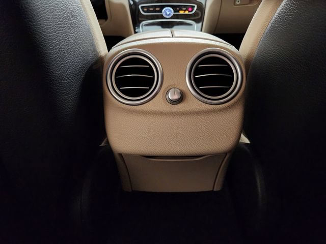 Used 2021 Mercedes-Benz C 300 Sedan image 31