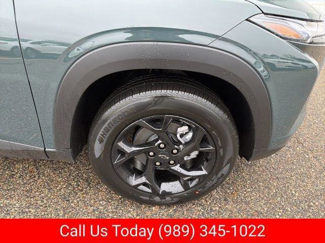 New 2026 Chevrolet Trax LT w/ Midnight Edition image 3