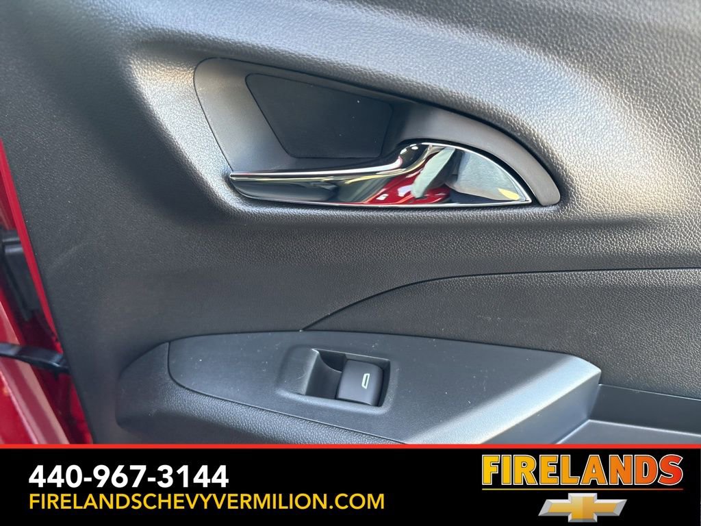 New 2026 Chevrolet Trax RS w/ Sunroof Package image 36