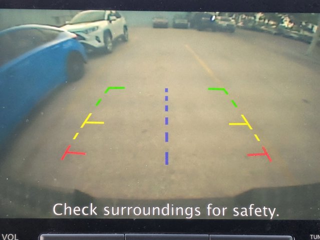 Used 2020 Nissan Titan SV w/ SV Convenience Package image 6