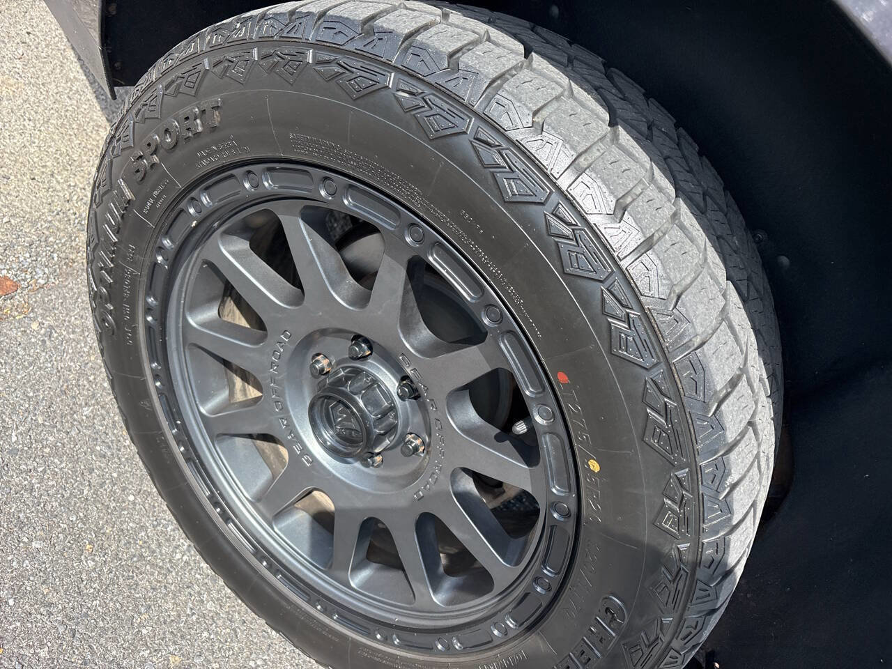 Used 2018 GMC Yukon XL Denali w/ Open Road Package image 6