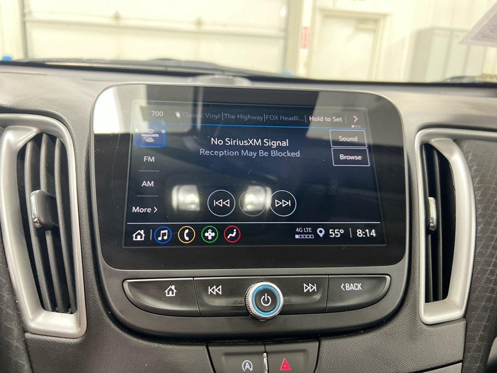 Used 2025 Chevrolet Malibu LT FWD image 14