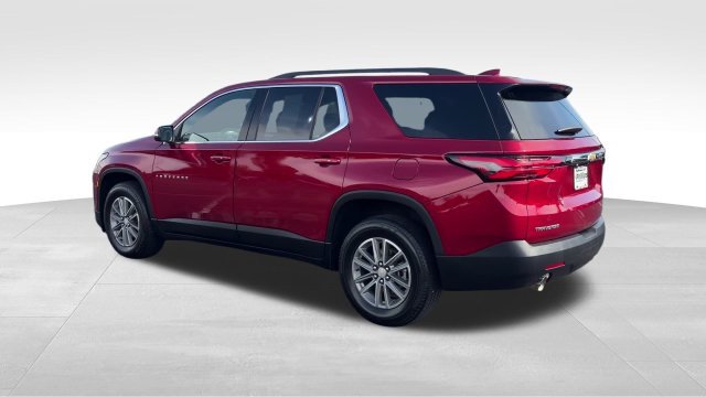 Used 2023 Chevrolet Traverse LT FWD image 4