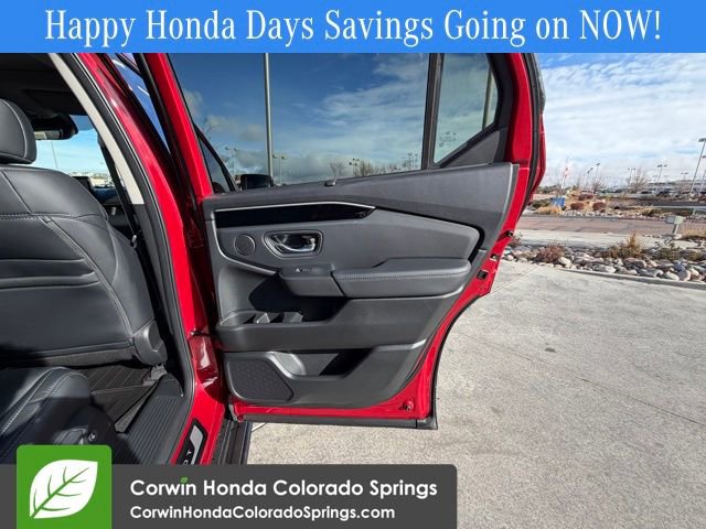 New 2025 Honda Pilot Touring image 25
