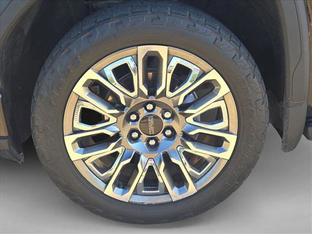 Used 2023 GMC Sierra 1500 Denali Ultimate AWD/4WD image 21