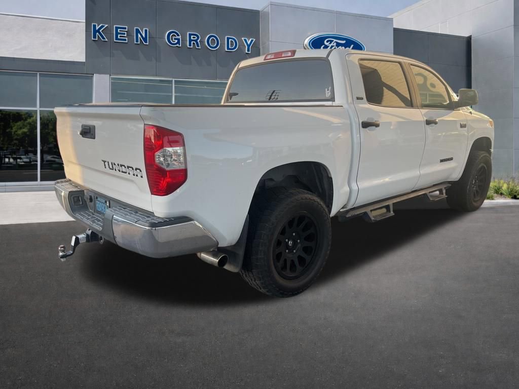 Used 2017 Toyota Tundra SR5 w/ SR5 Upgrade Package RWD image 11