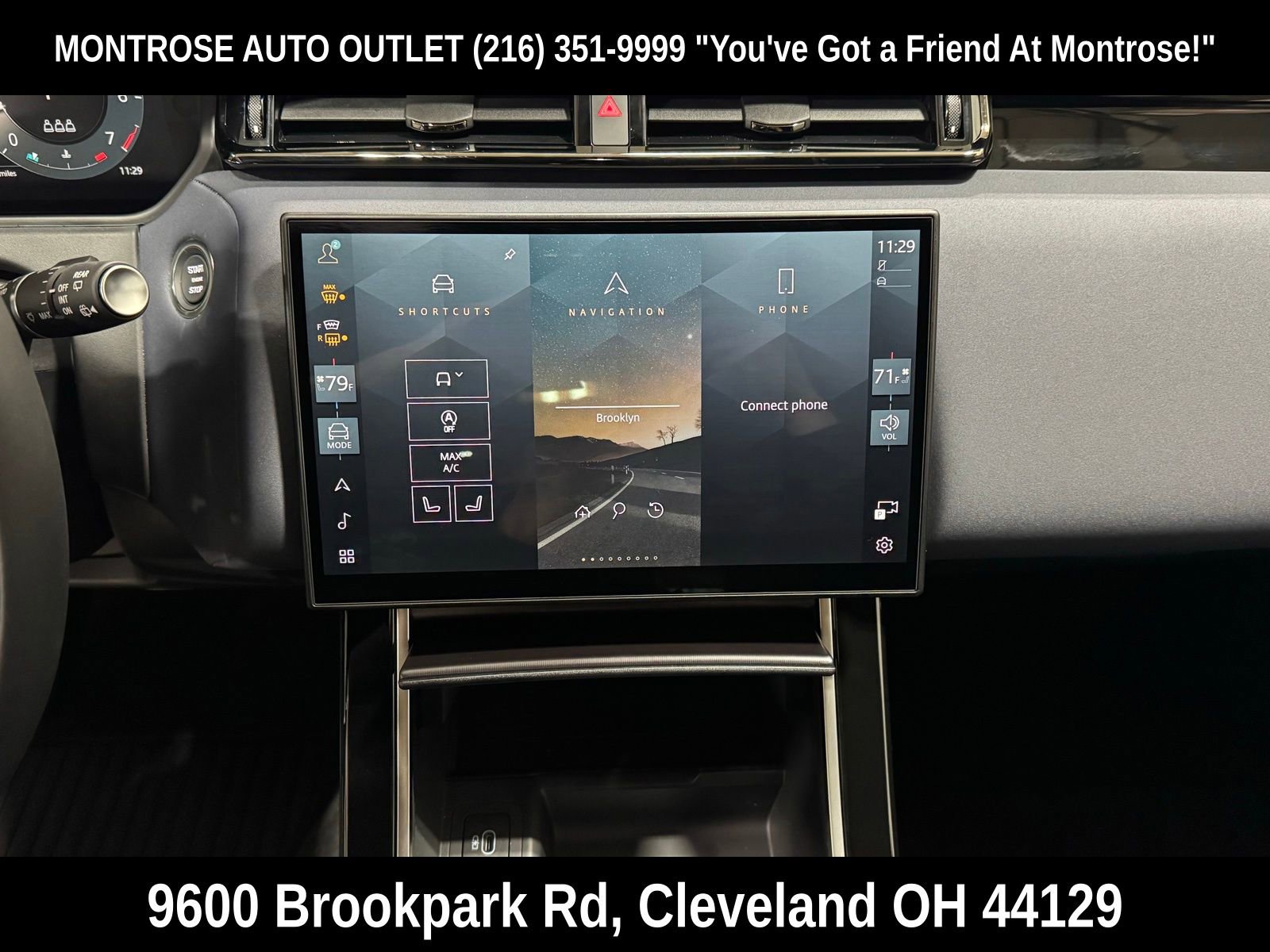 New 2026 Land Rover Range Rover Velar Dynamic SE image 21