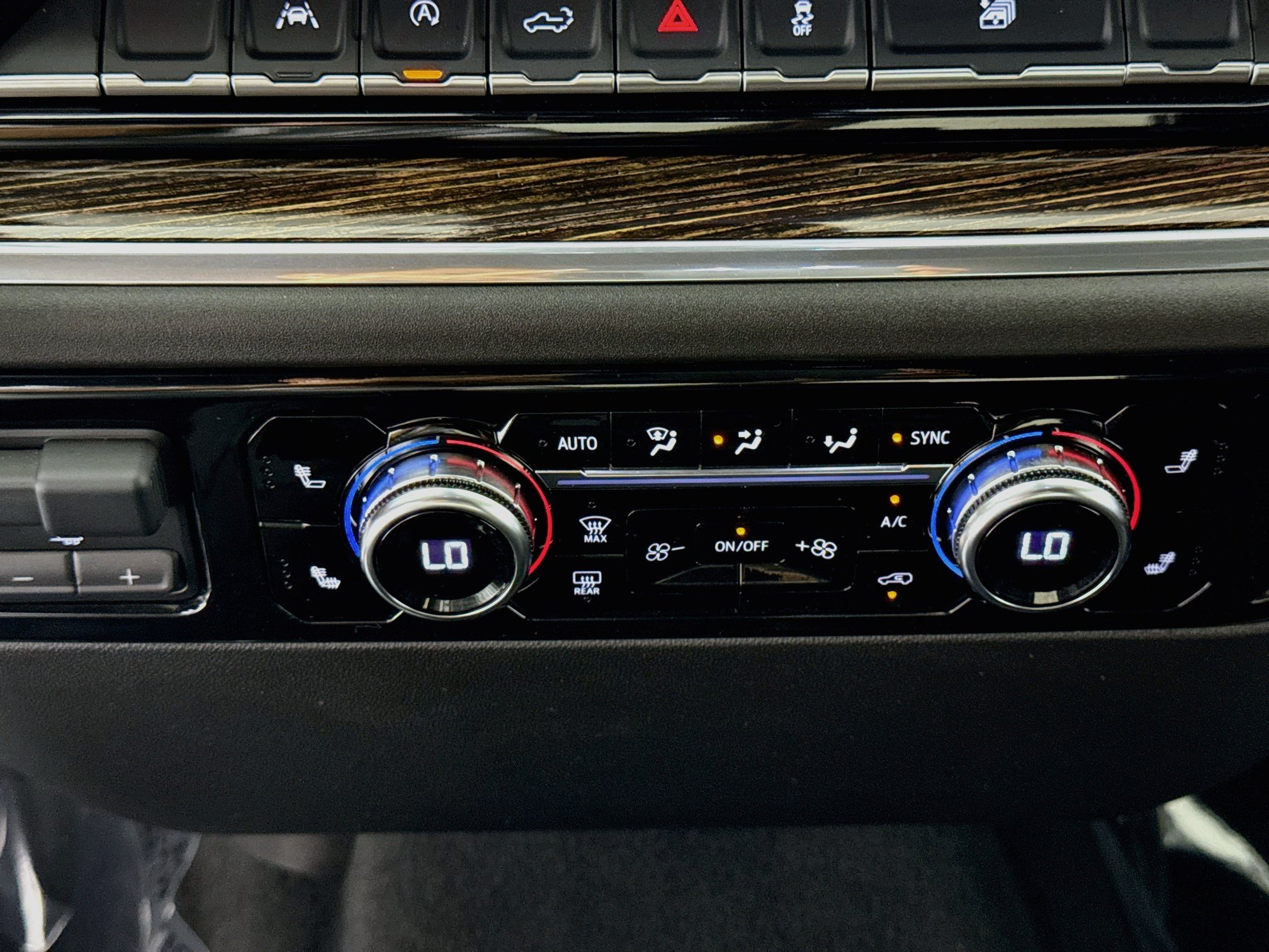 Used 2025 GMC Sierra 1500 Elevation RWD image 18